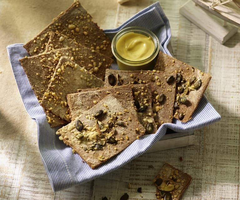 Knäckebrot mit Parmesan und Rosmarin