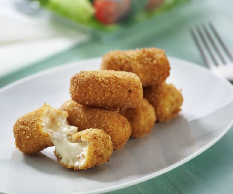 Croquettes au jambon avec sauce béchamel rapide