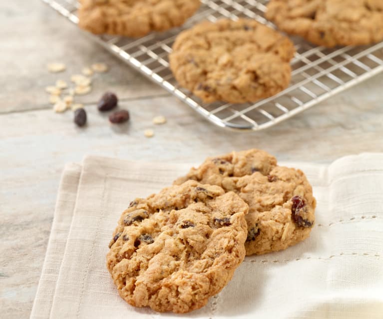 Galletas de avena con pasas y nuez