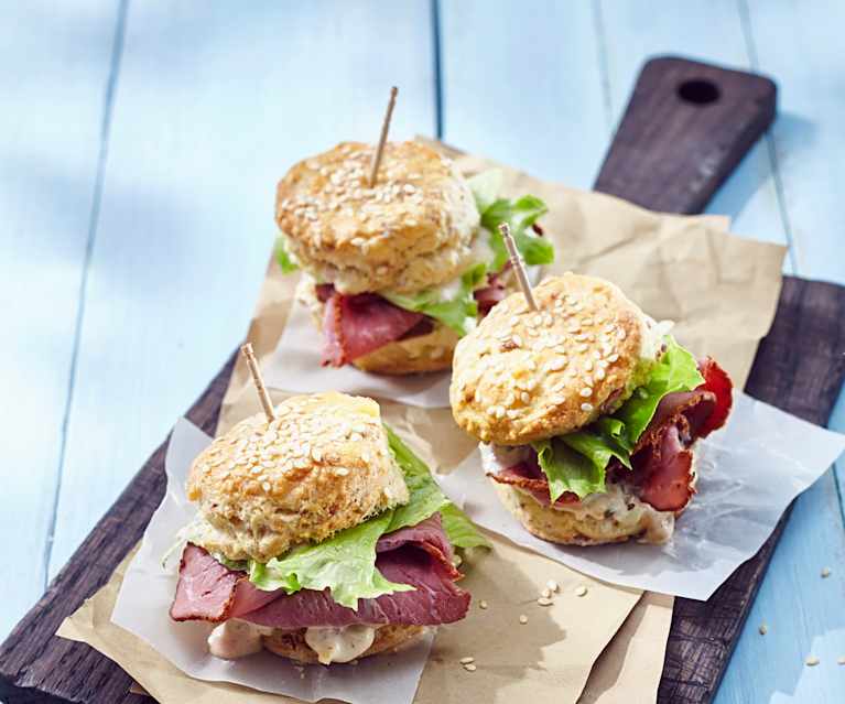 Schinken-Käse-Scones mit Pastrami