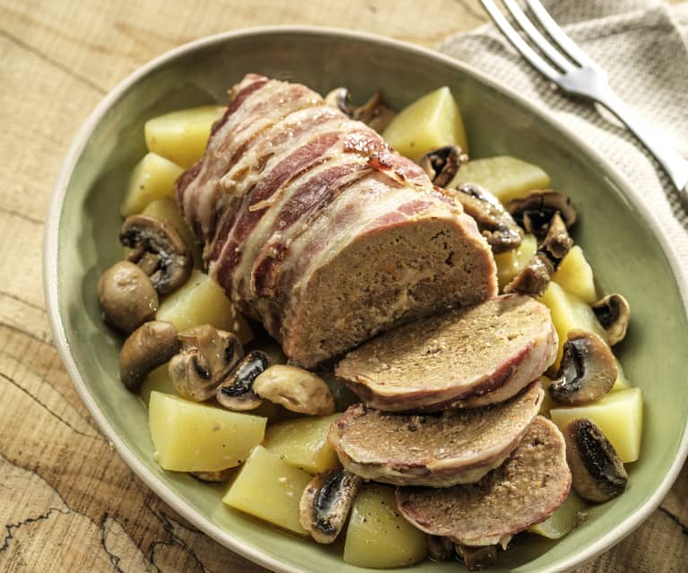 Pain de viande accompagné de champignons