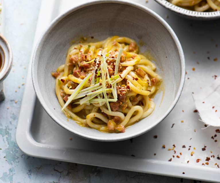 Miso carbonara udon noedels