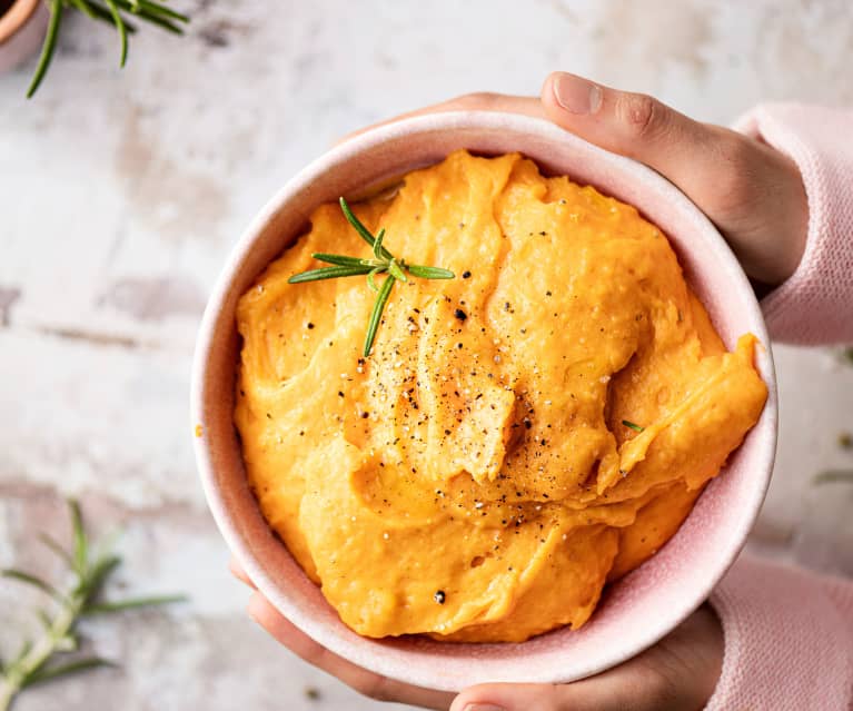 Purée de légumes racines au romarin