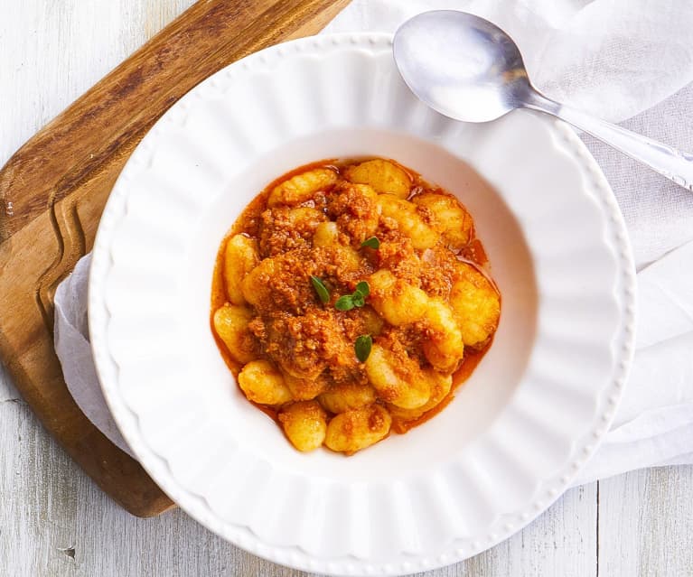 Gnocchi al ragù