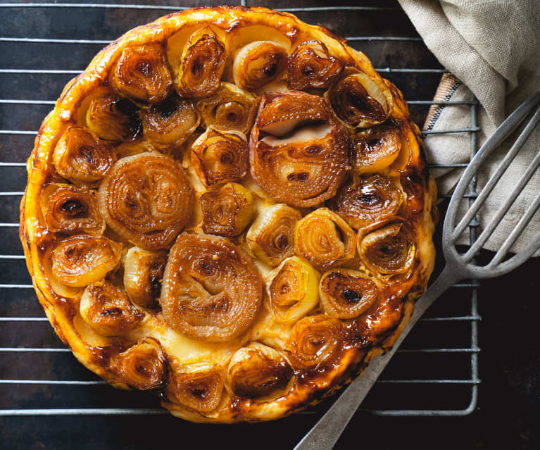 Tatin d'oignons à la moutarde