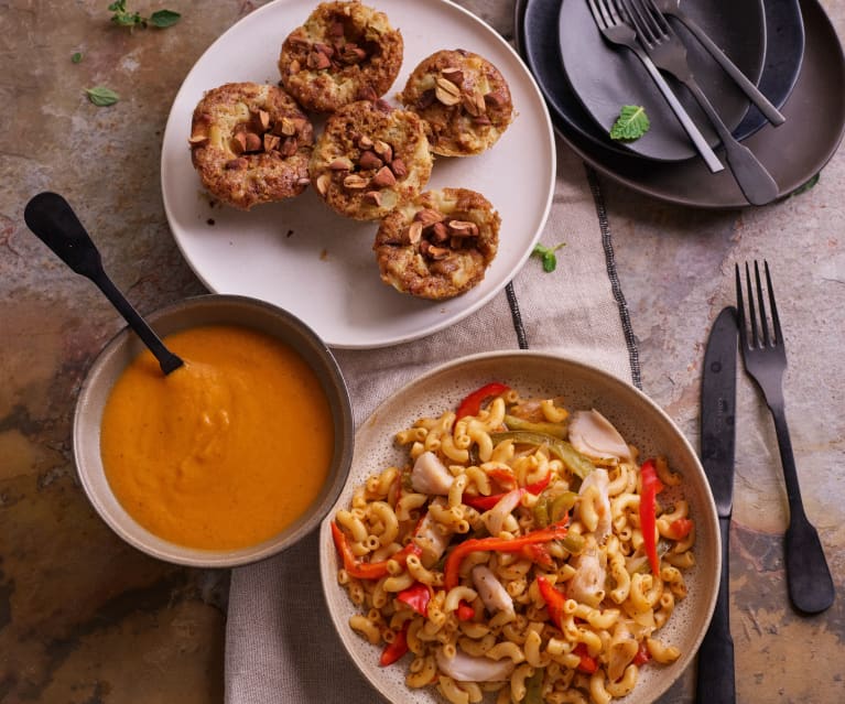 Menu: Creme de grão e tomate, massada de peixe e queques de maçã 