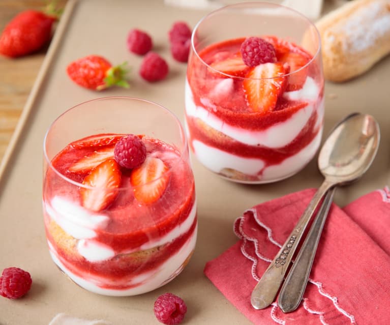 Entremets fraise-framboise comme un tiramisu