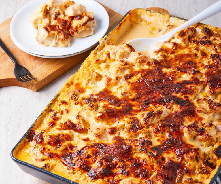 Peito de frango gratinado com molho de tomate seco