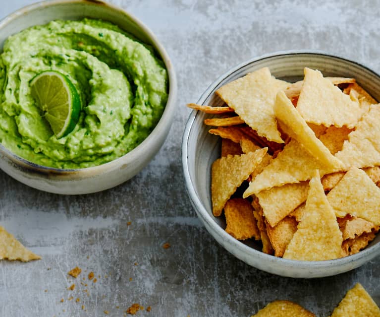 Knusperchips mit Guaçamole 