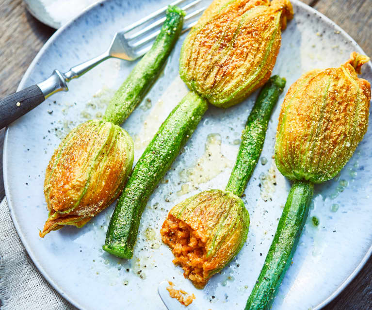 Gefüllte Zucchini-Blüten