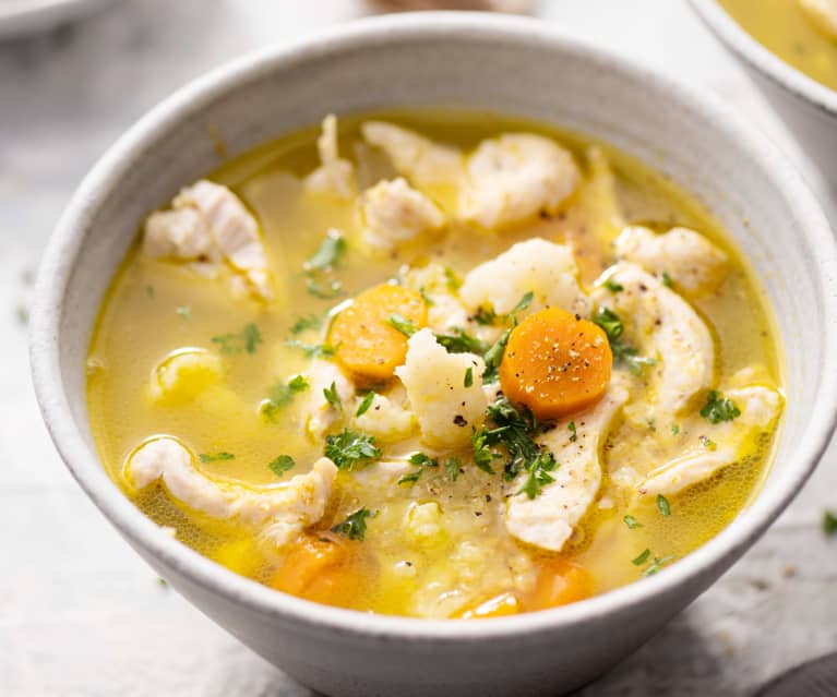 Zuppa di pollo e cavolfiori