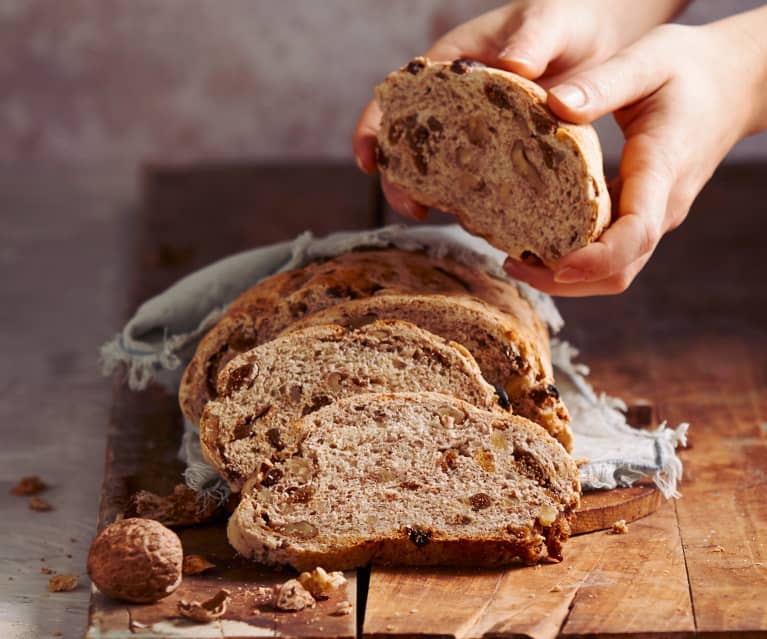 Pane valdostano noci, uvetta e fichi