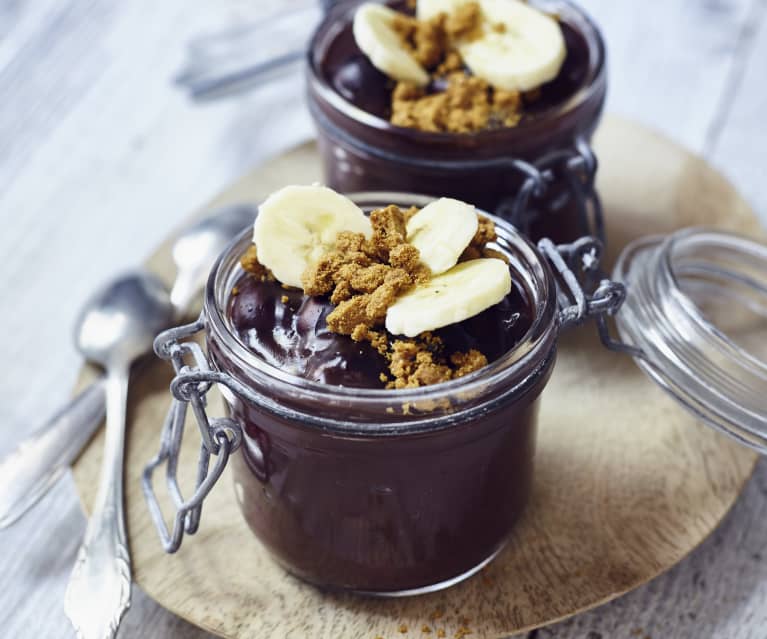 Schoko-Lebkuchen-Pudding mit Kirschen