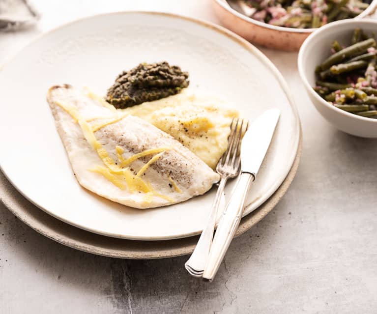 Goudbrasem met tapenade, aardappel-knolselderpuree en gemarineerde prinsessenbonen