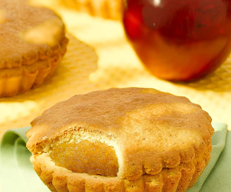 Crostatine di riso con cuore di mela