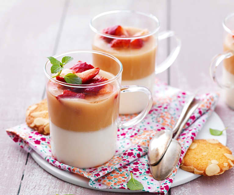 Blanc-manger fraise rhubarbe