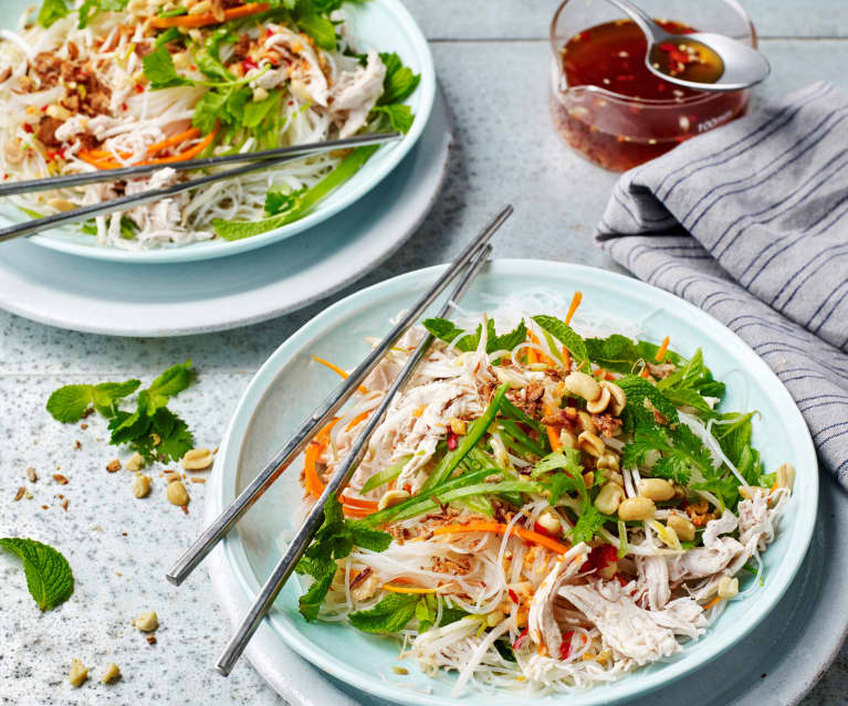 Wendy Crombie's Shredded chicken noodle salad - Cookidoo® – Thermomix ...