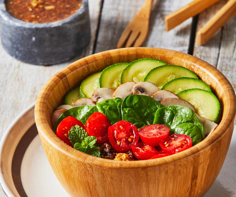 Quinoa bowl con hongos