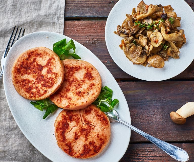 Burger di prosciutto e contorno di funghi