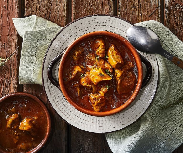 Goulash di maiale e cipolle a Cottura Lenta