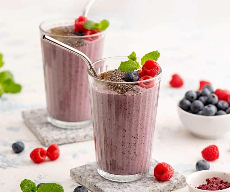 Smoothie z jagodami acai