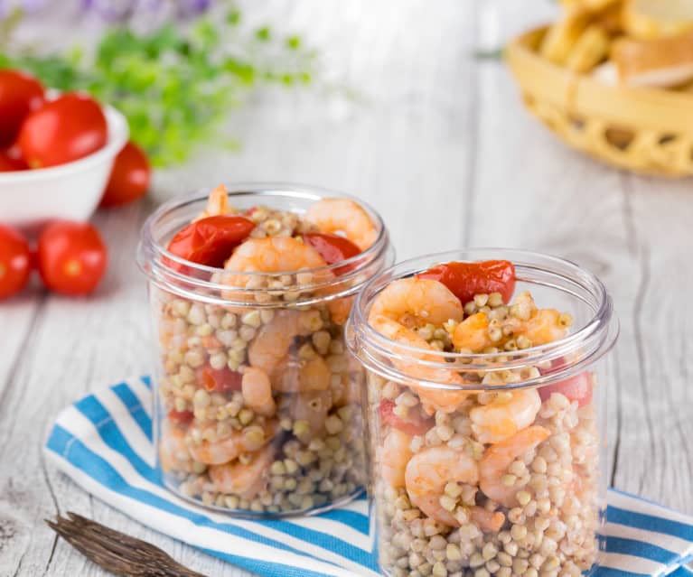 Insalata di grano saraceno e gamberetti