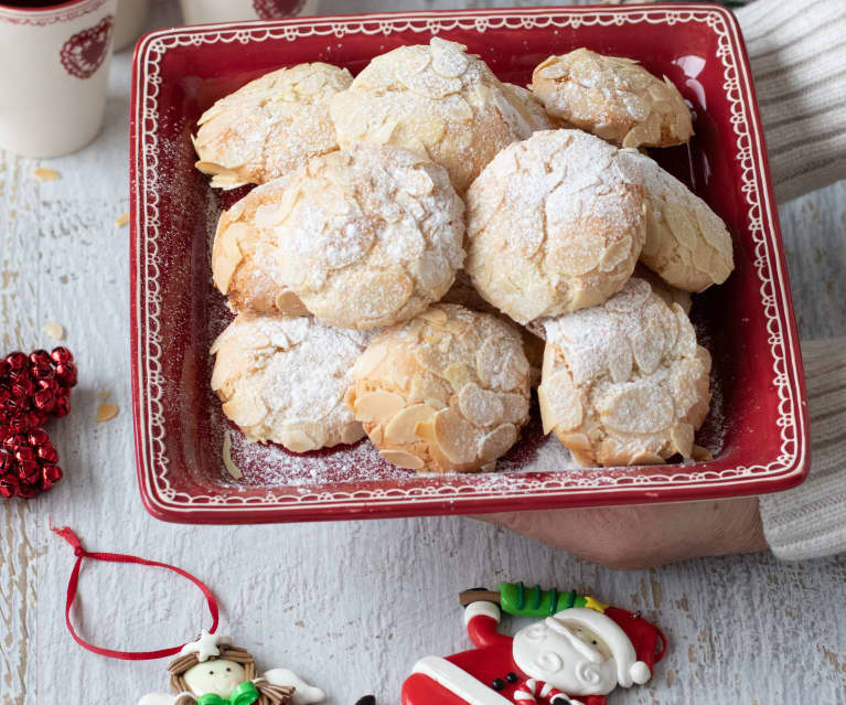 Amaretto biscuits