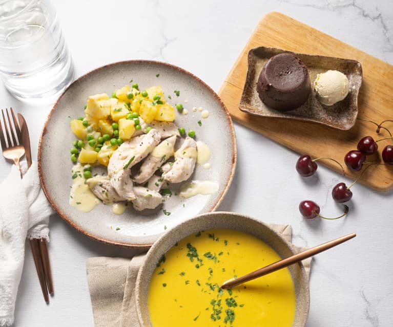 Creme de legumes, Frango com batatas e ervilhas e Bolinho de chocolate ...