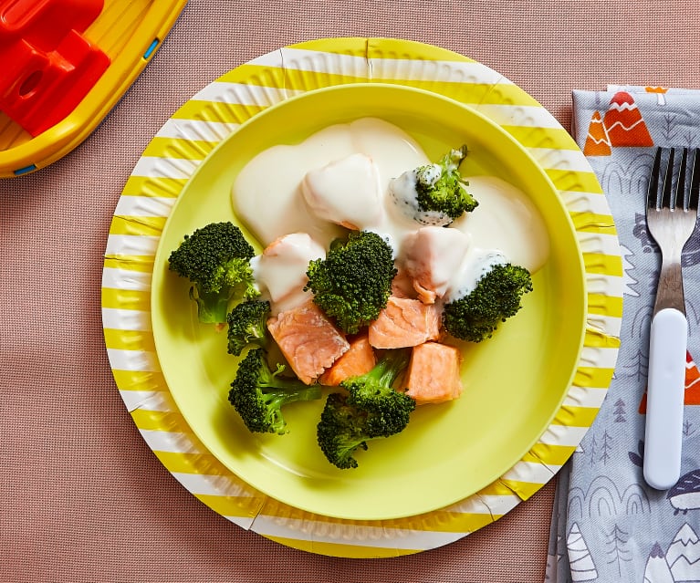 Salmone e broccoli con besciamella al formaggio