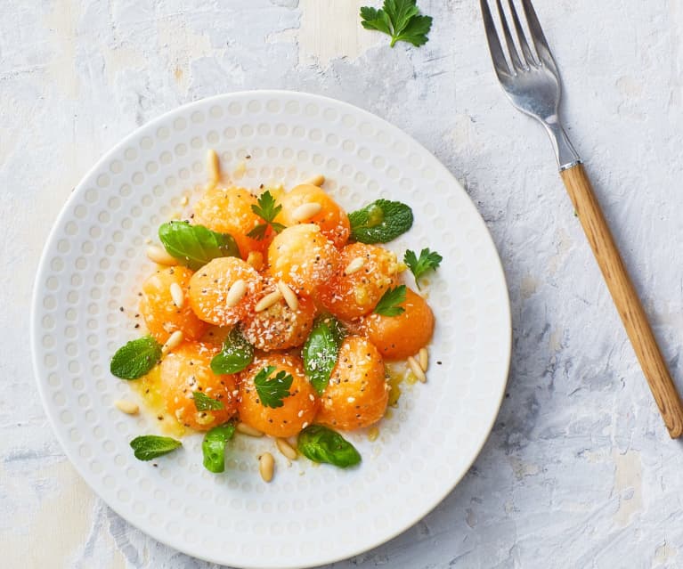 Insalata di melone con salsa allo zenzero