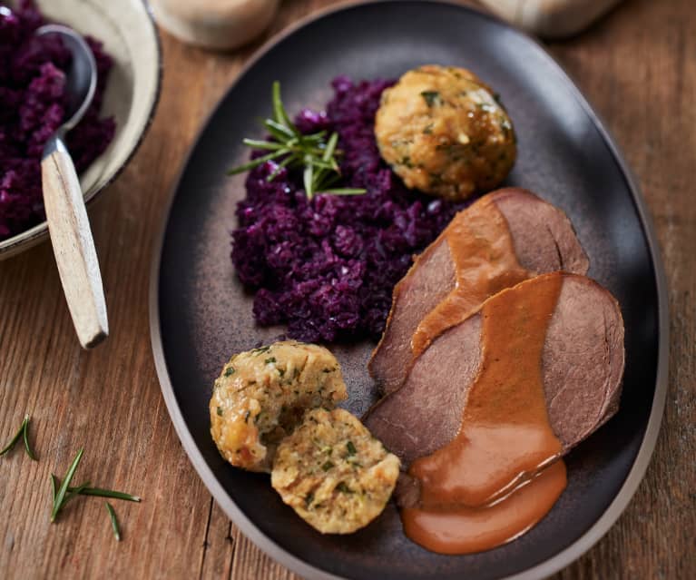 Wildschweinbraten mit Knödeln und Rotkohl - Cookidoo® – la nostra ...