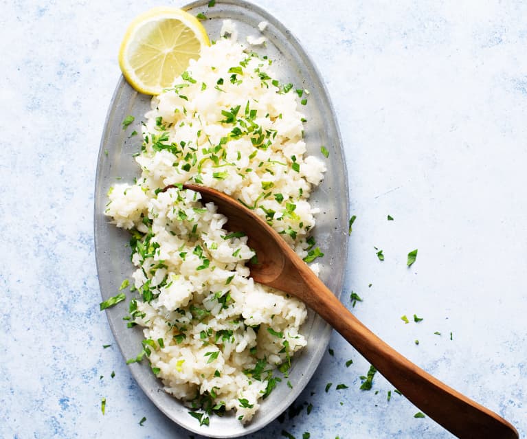 Arroz blanco rehogado al limón