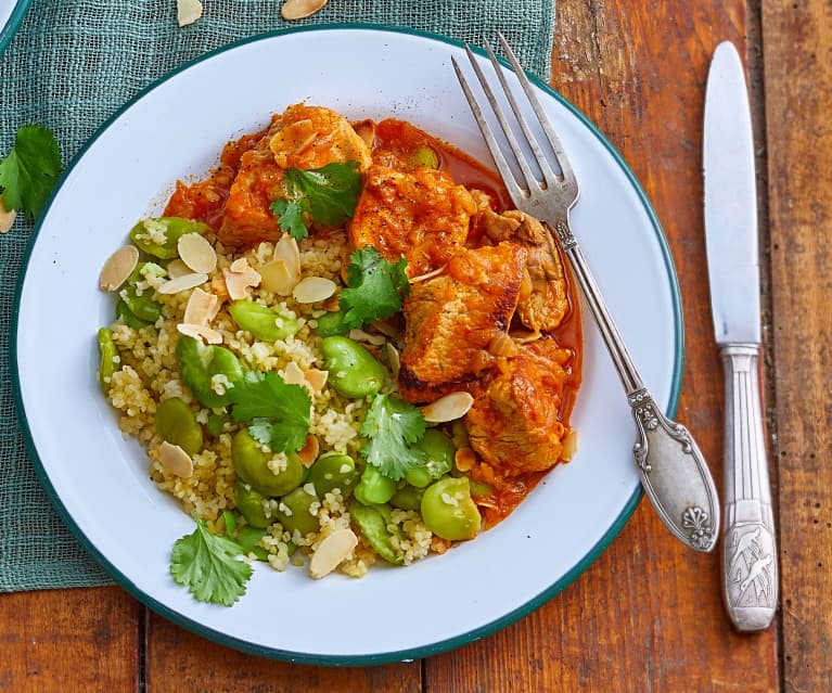 Mijoté de dinde à la harissa, boulgour et amandes aux fèves