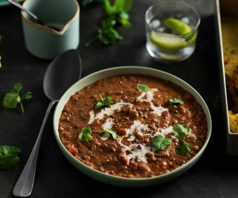 Curry de lentejas con coliflor rostizada en cocción lenta TM6