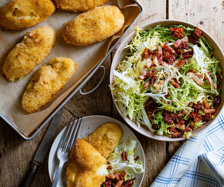 Croquettes de pommes de terre, mozzarella, lardons et tomates séchées