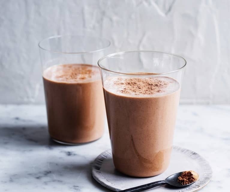 Smoothie aux noix de cajou et au cacao