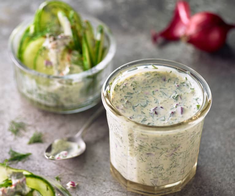 Sahne-Dill-Dressing