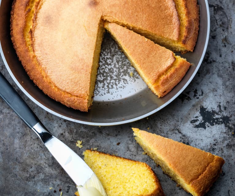 Buttermilk loaf baked in a cast iron pot - Cookidoo® – the