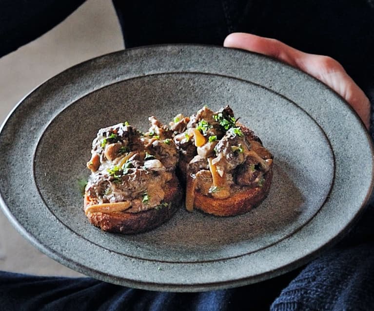 Croûtes aux champignons