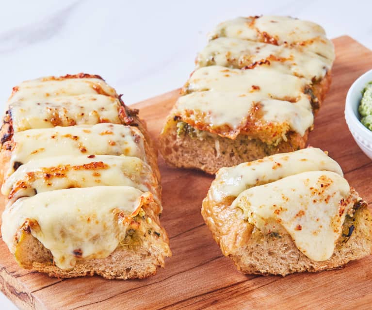 Spinach and Artichoke Garlic Bread