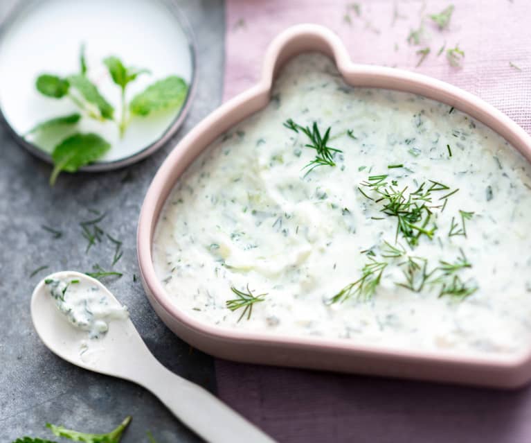 Baby-friendly Herbed Cucumber Yoghurt Dip