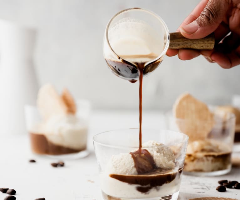 Roasted banana affogato