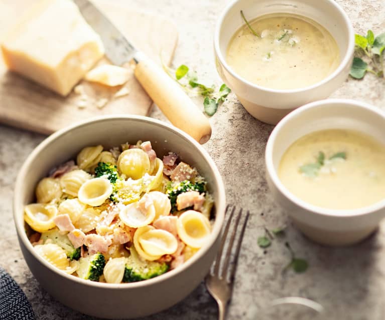 Sopa de feijão-branco e orecchiette com molho de natas e bacon