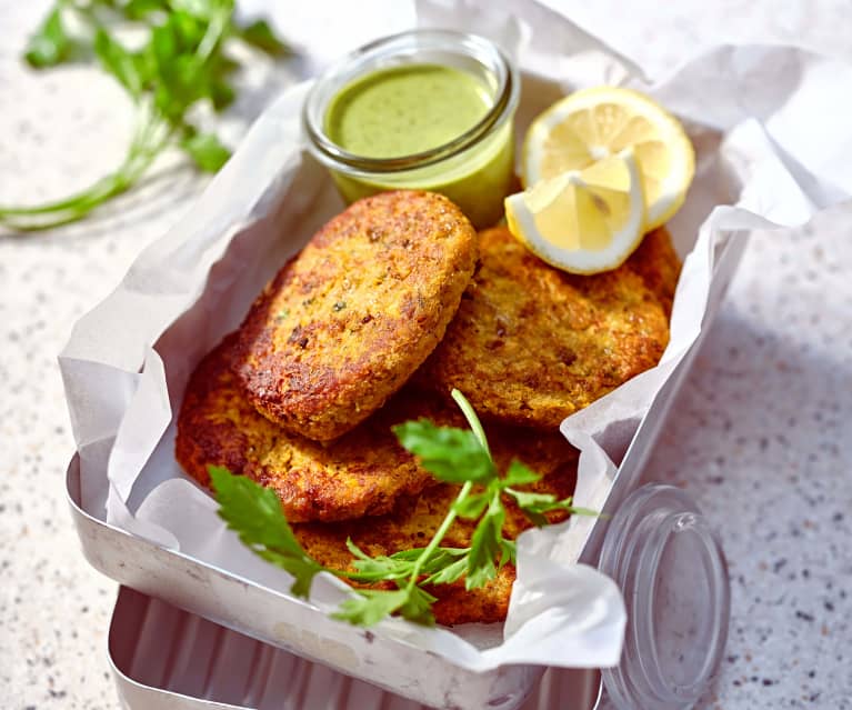 Möhren-Linsen-Bratlinge mit orientalischem Pesto