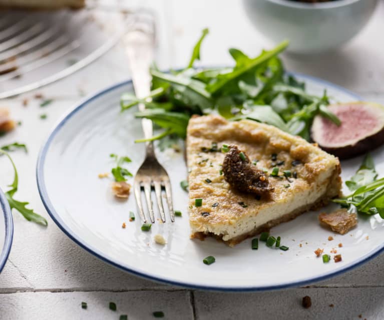 Quiche de cinco quesos con mermelada de higos