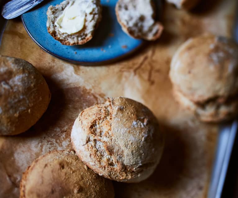 Dinkel-Vollkornbrötchen