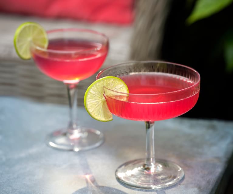 Cosmopolitan mocktail