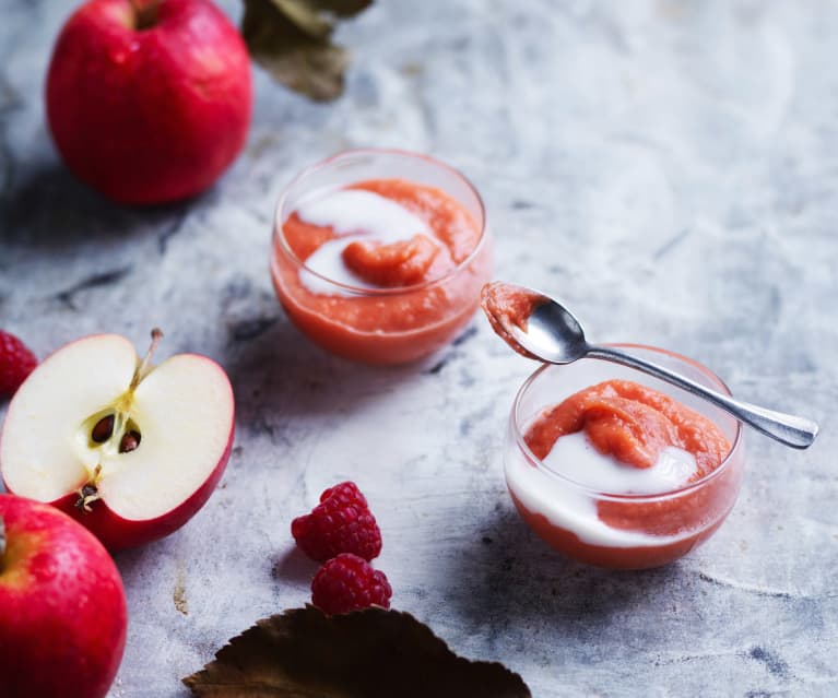 Raspberry, apple and sweet potato purée (around 6 months)