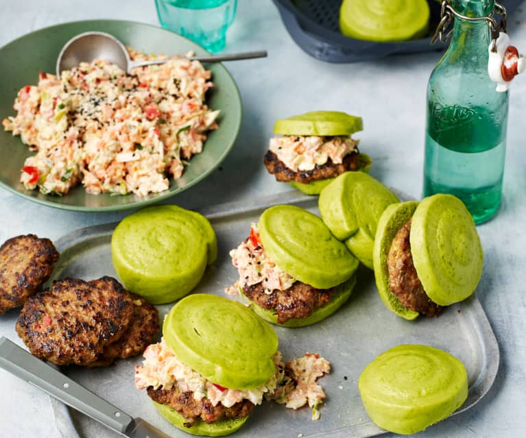 Pan bao con picadillo vegetal