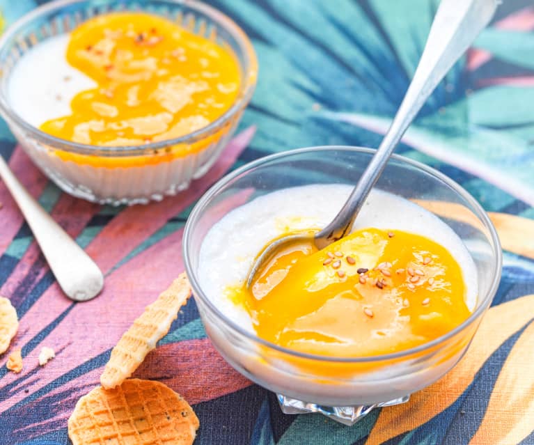 Semoule au coulis de mangue